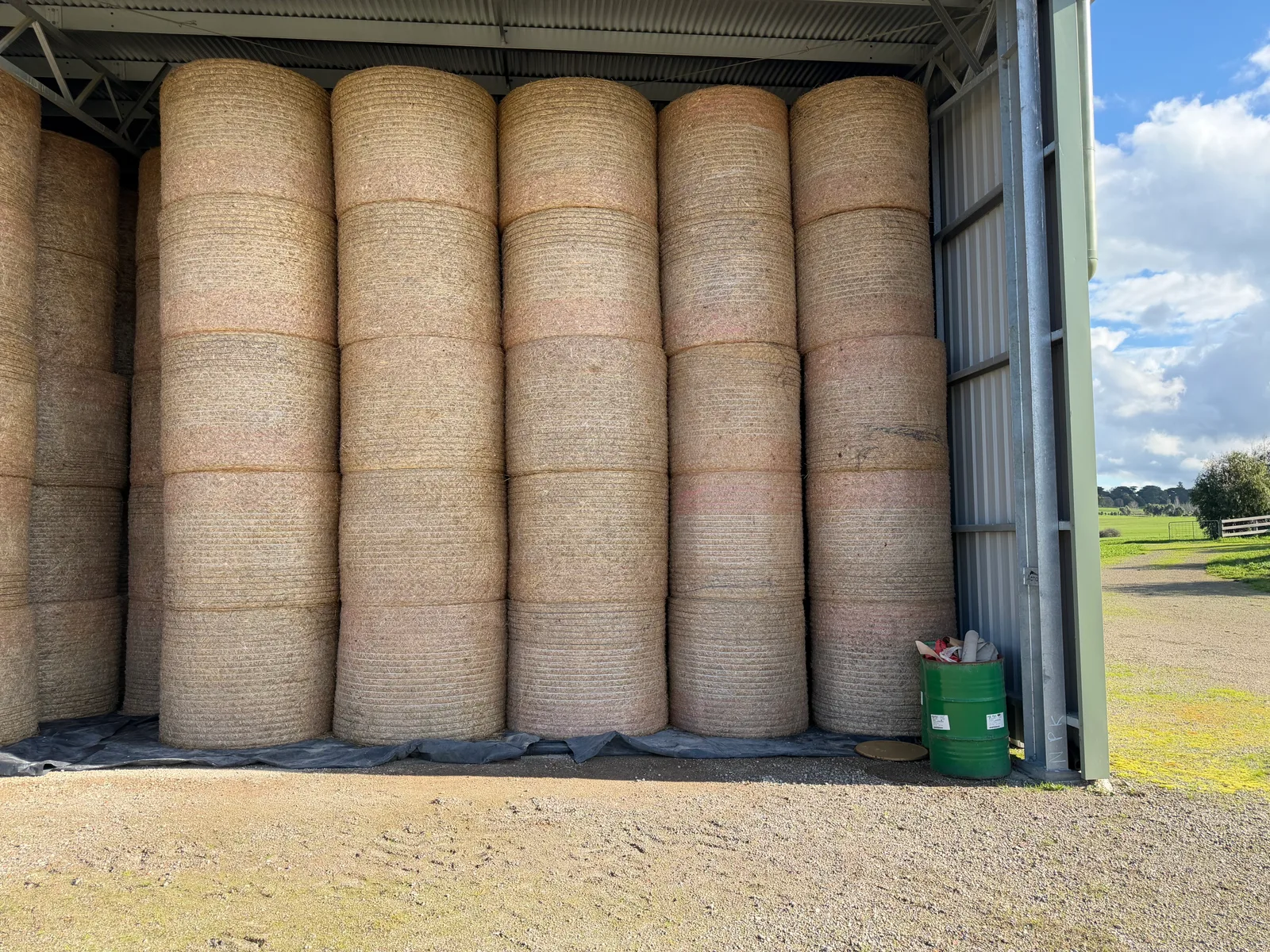 Feed Tested Shedded Mixed Pasture 4x4, Farm Direct
